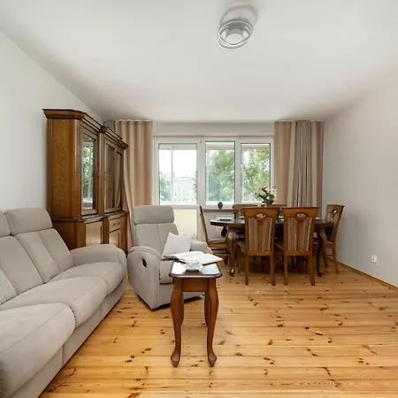 아파트 Family With Balcony In By Renters 브로츠와프
