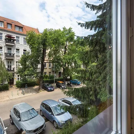 Family With Balcony In By Renters 브로츠와프